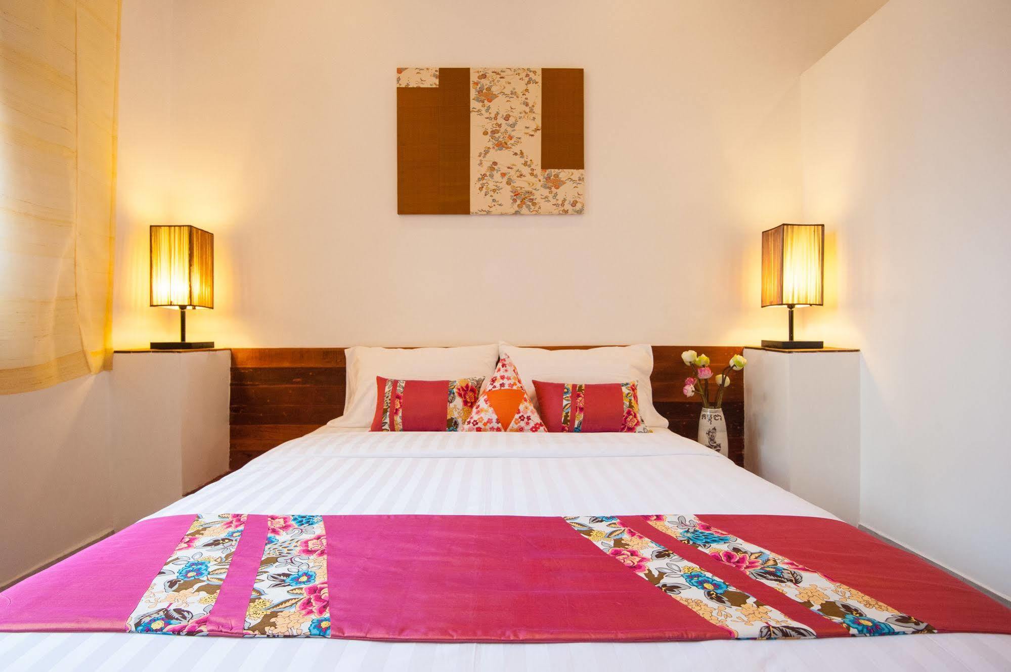 House Boutique Eco Hotel Phnom Penh Exterior foto